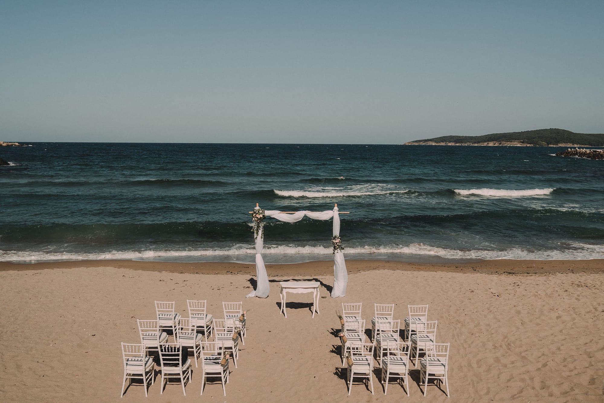 Георги Стратиев, сватбен фотограф, морска сватба на брега